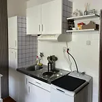 Cozy Apartment Next To The Train Station And Near The City Center
