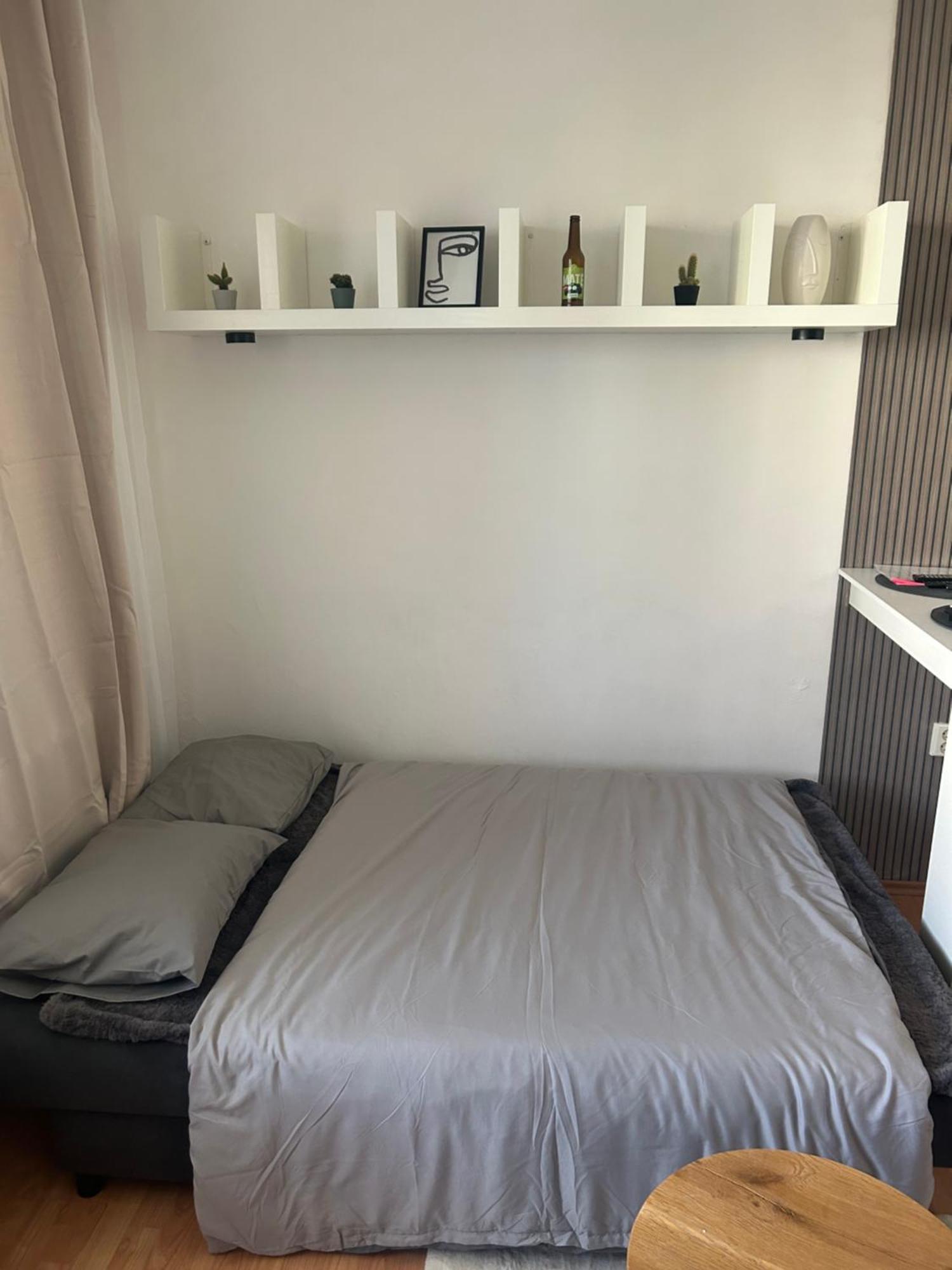 Apartmán Cozy Next To The Train Station And Near The Center
